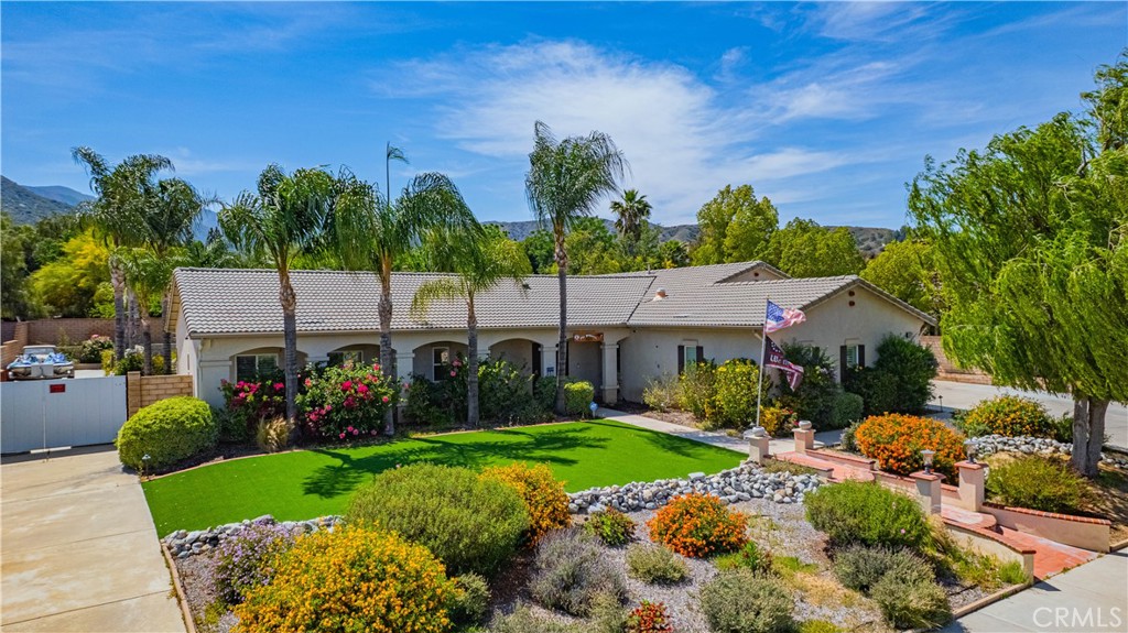 LAKE ELSINORE, California, 92530, United States, 5 Bedrooms Bedrooms, ,3 BathroomsBathrooms,Residential,For Sale,1828180