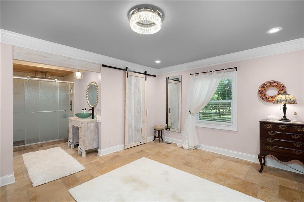 Calhoun, Georgia, 30701, United States, 3 Bedrooms Bedrooms, ,3 BathroomsBathrooms,Residential,For Sale,1980675