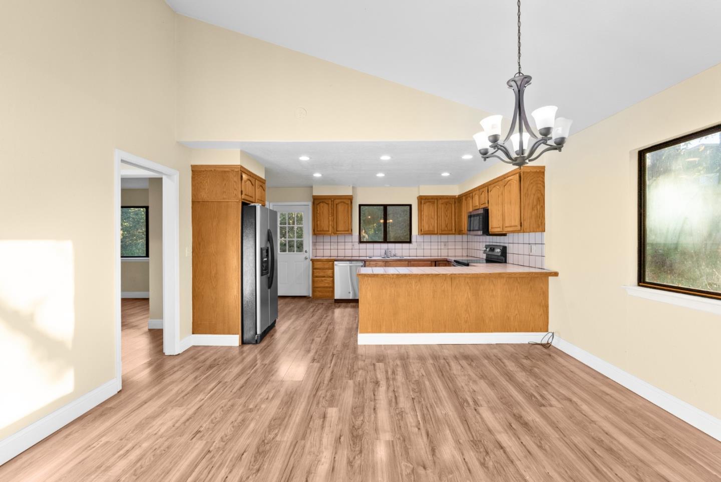 Aptos, California, 95003, United States, 3 Bedrooms Bedrooms, ,2 BathroomsBathrooms,Residential,For Sale,1997523