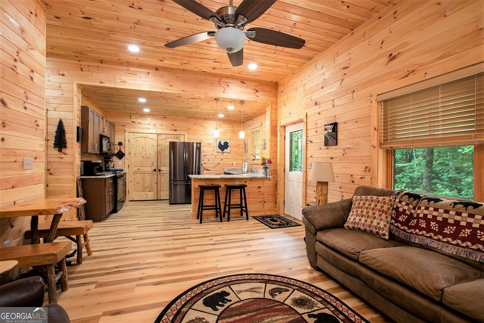 Blue Ridge, Georgia, 30513, United States, 4 Bedrooms Bedrooms, ,4 BathroomsBathrooms,Residential,For Sale,1876703