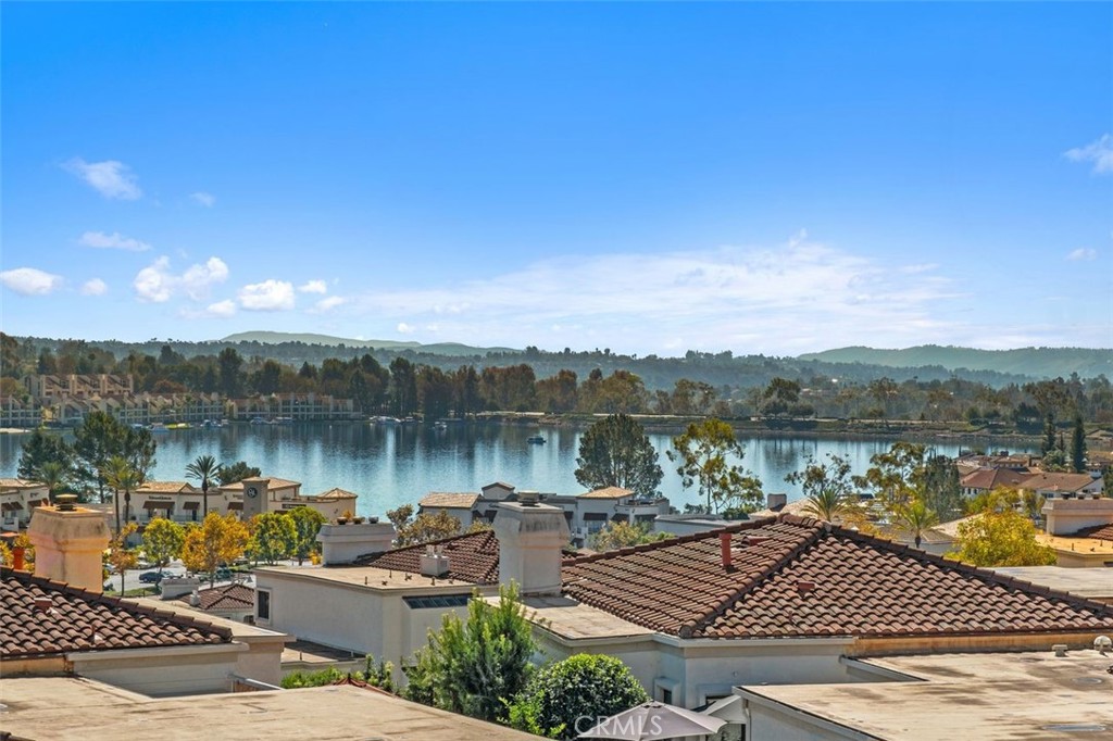 Mission Viejo, California, 92692, United States, 2 Bedrooms Bedrooms, ,1 BathroomBathrooms,Residential,For Sale,1989718