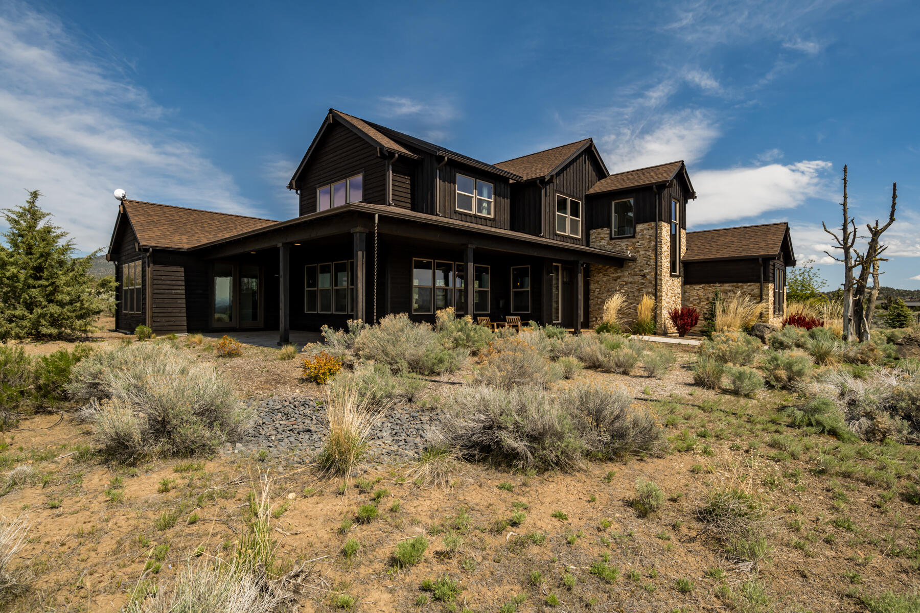 Powell Butte, Oregon, 97753, United States, 4 Bedrooms Bedrooms, ,3 BathroomsBathrooms,Residential,For Sale,1827363