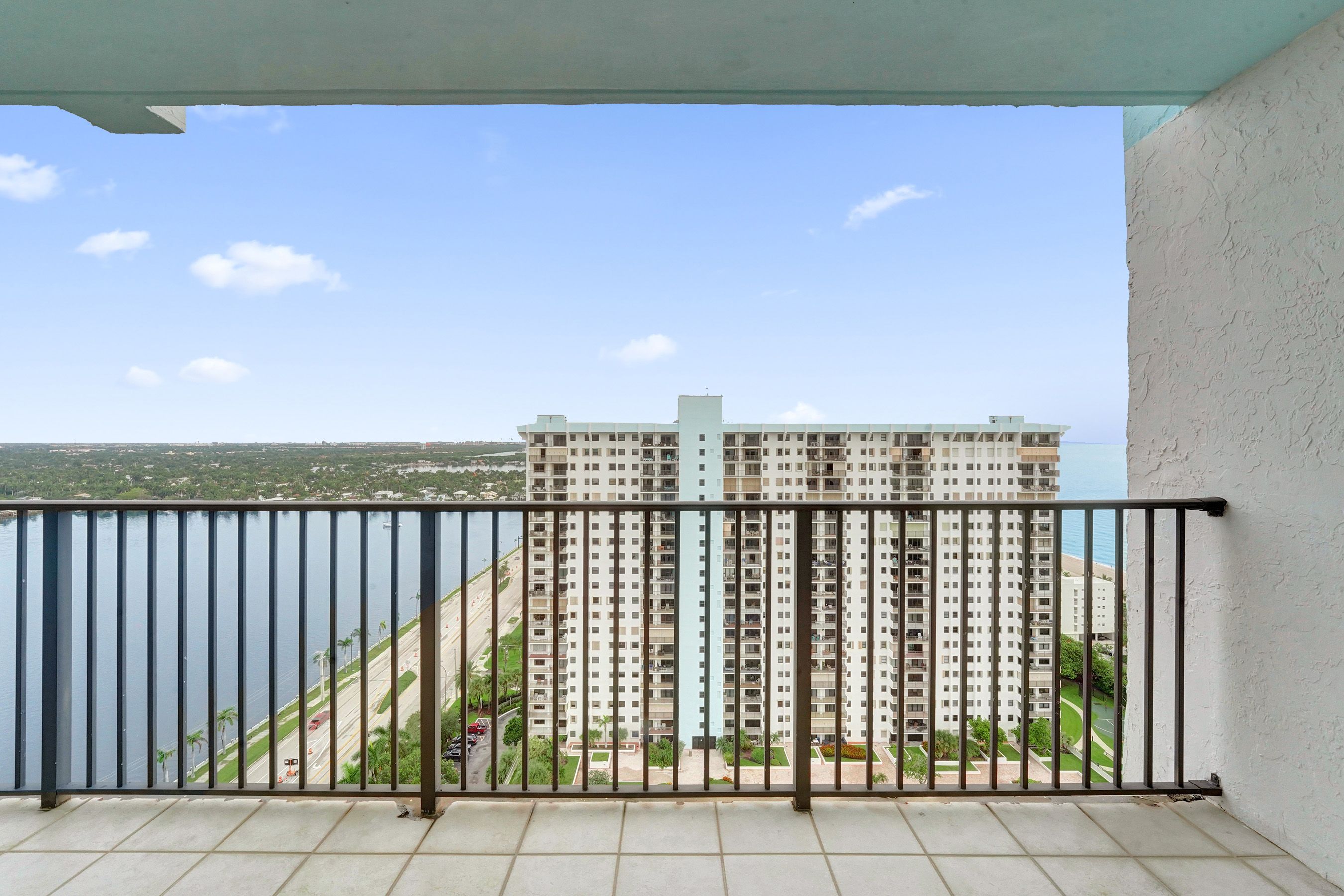  1201 S Ocean Drive, Hollywood, FL, 33019 - 物件實景