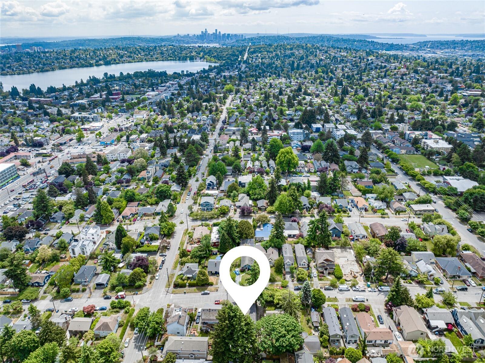 SEATTLE, Washington, 98103, United States, 4 Bedrooms Bedrooms, ,2 BathroomsBathrooms,Residential,For Sale,1874461