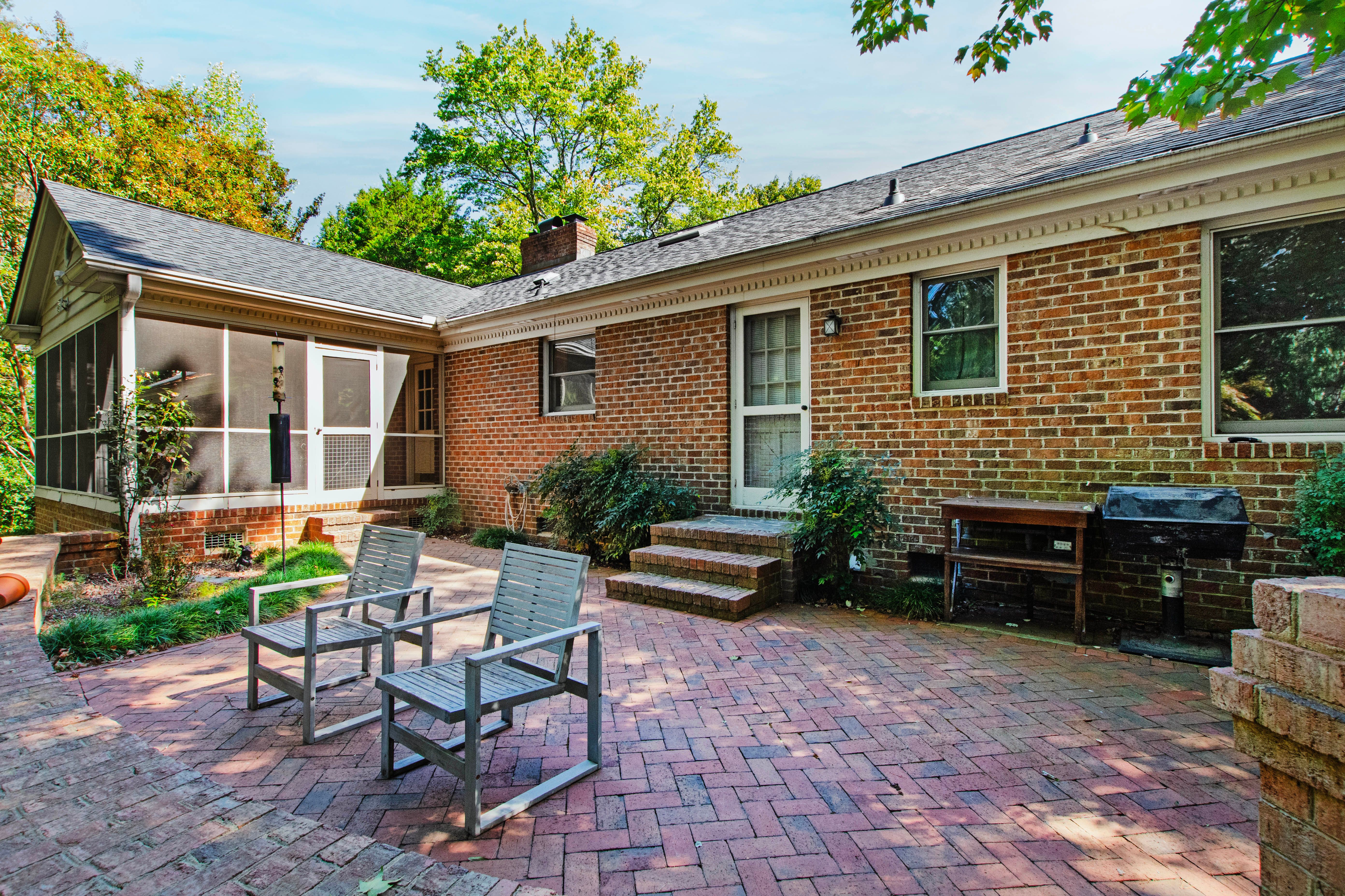  3705 Stonehaven Drive, Raleigh, NC 27609 - 物件實景