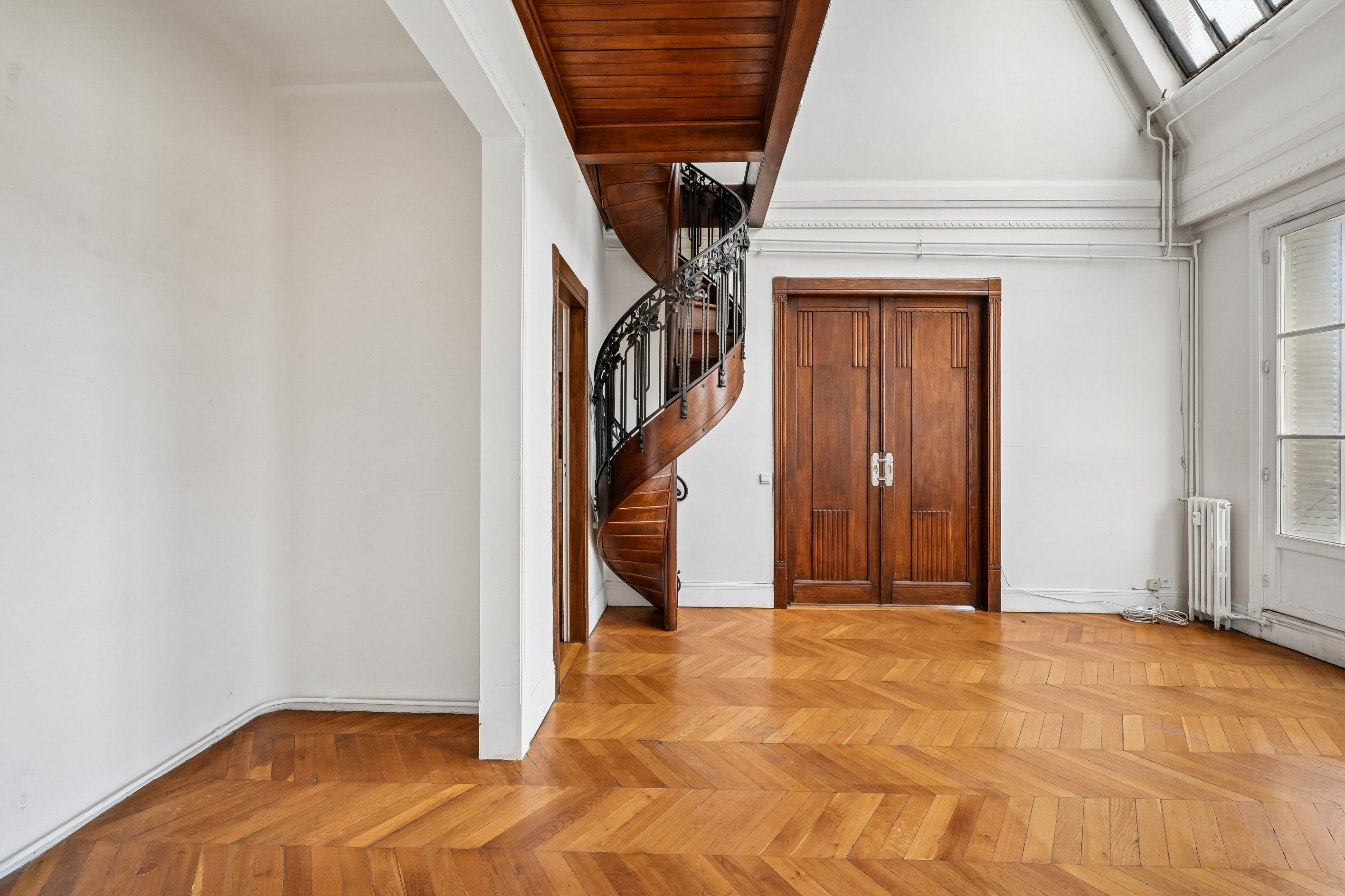  PARIS 17 – PLAINE MONCEAU – Reception Duplex in a Landmark Art Nouveau Building - 物件實景