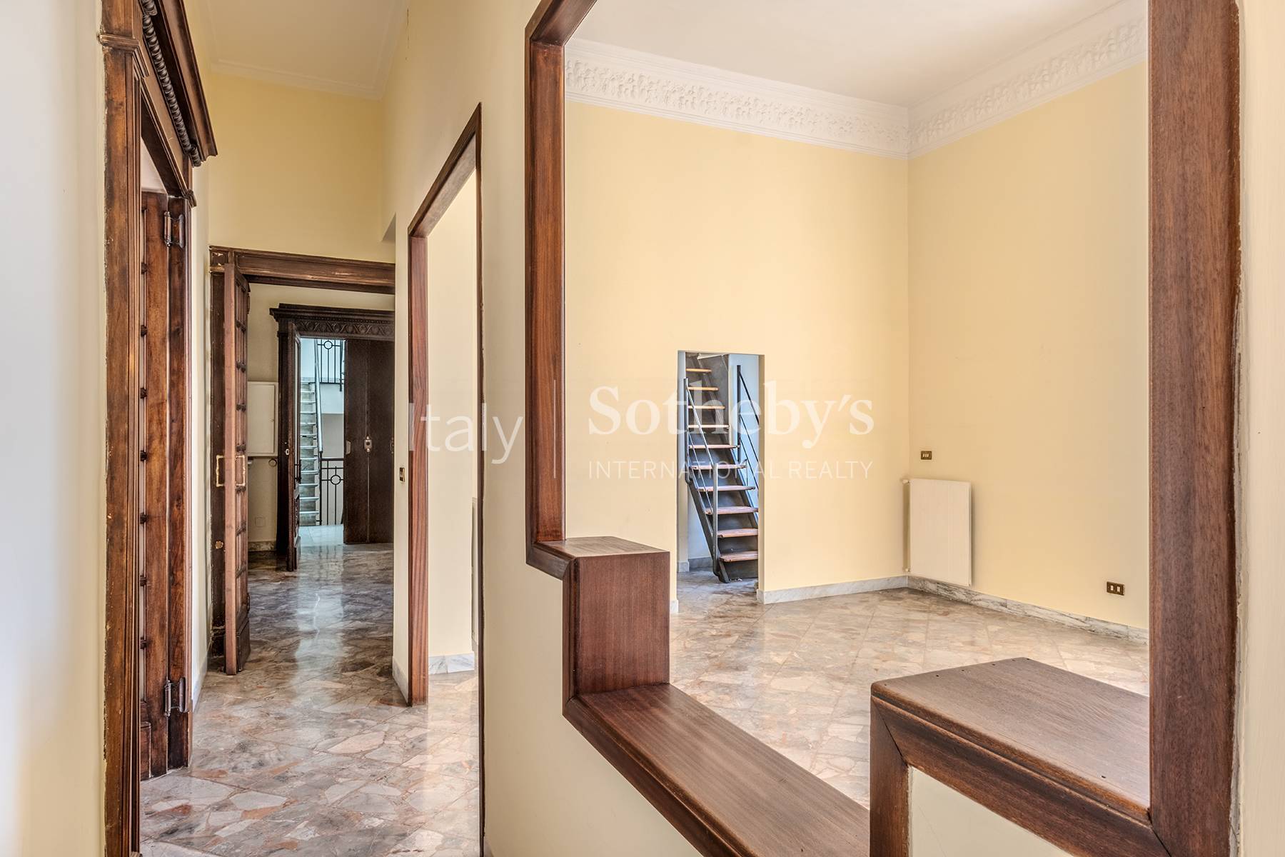  Spacious apartment in the heart of Chiaia - 物件實景