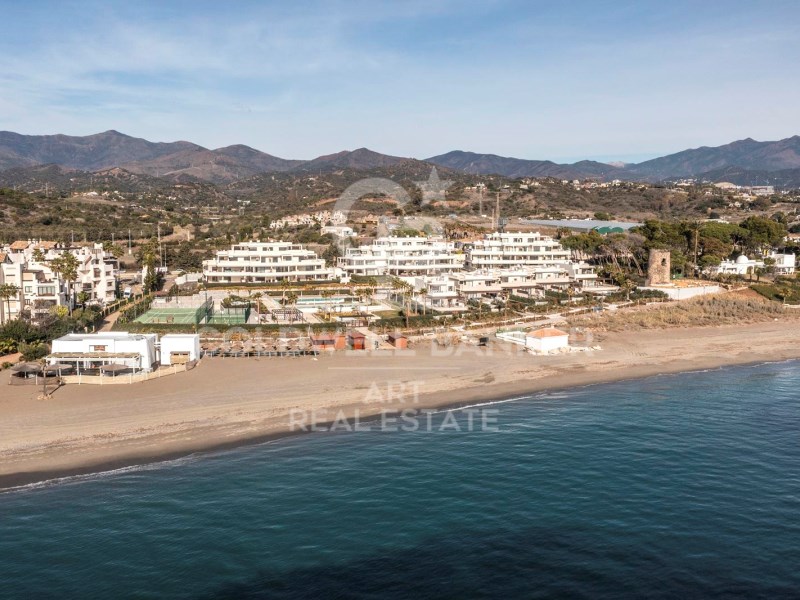 Estepona, Andalusia, ES, 4 Bedrooms Bedrooms, ,3 BathroomsBathrooms,Residential,For Sale,1805041