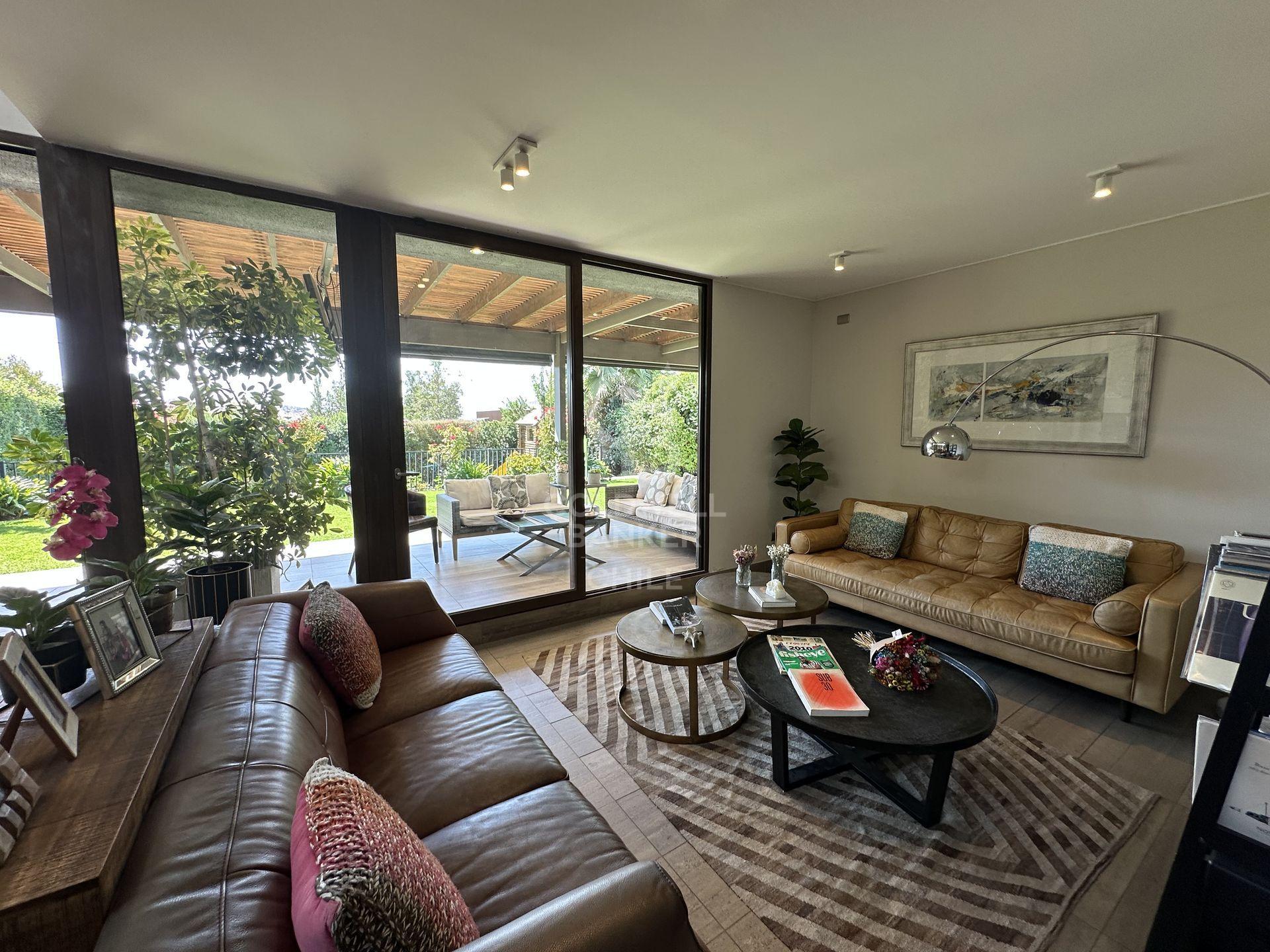 Colina, Chile, 3 Bedrooms Bedrooms, ,4 BathroomsBathrooms,Residential,For Sale,1729507