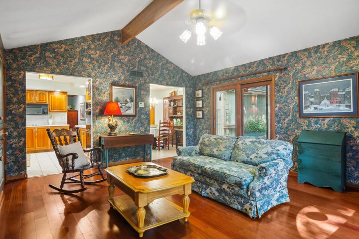 Valparaiso, Indiana, 46385, United States, 4 Bedrooms Bedrooms, ,4 BathroomsBathrooms,Residential,For Sale,1945024
