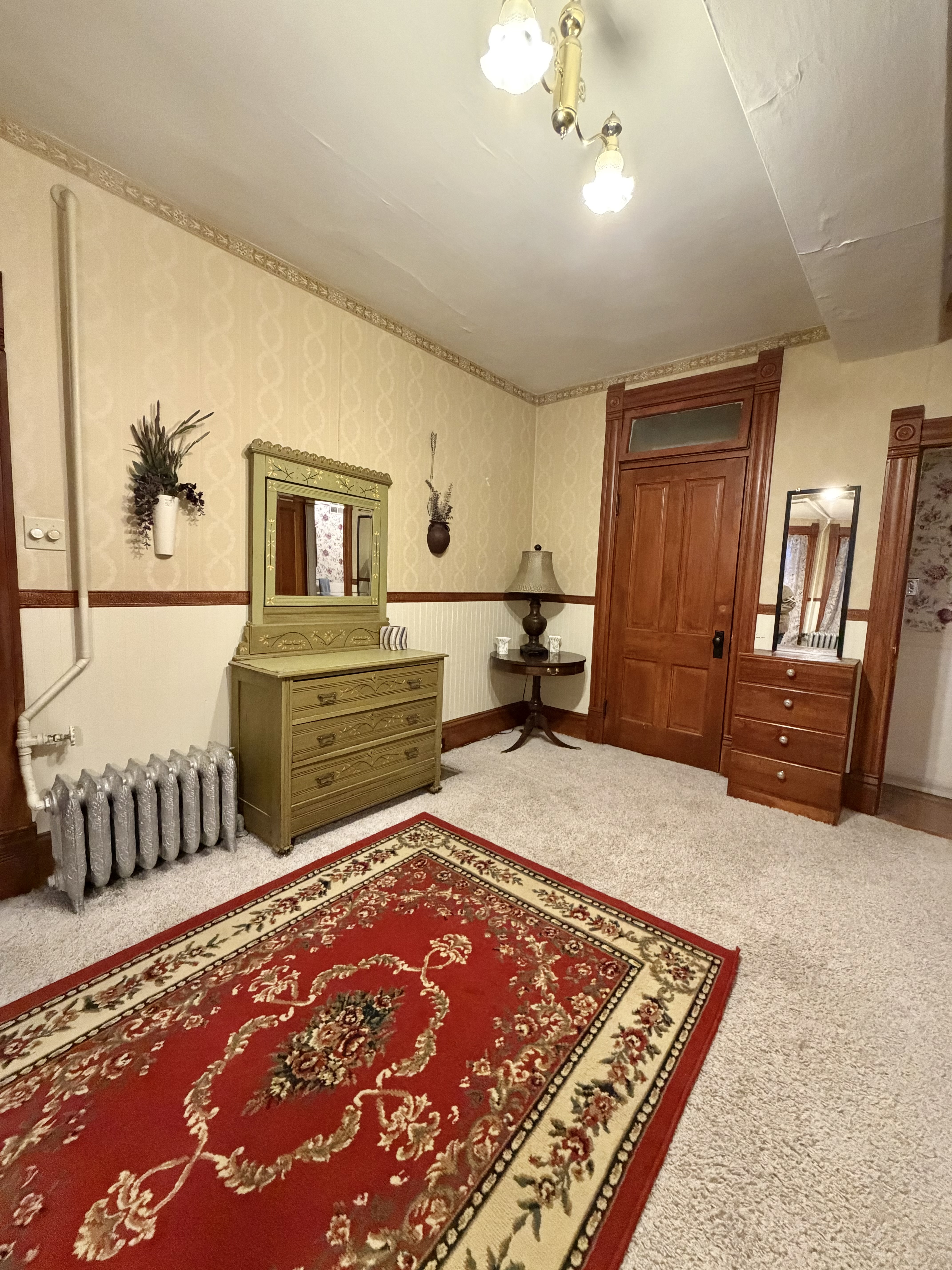 Butte, Montana, 59701, United States, 4 Bedrooms Bedrooms, ,4 BathroomsBathrooms,Residential,For Sale,1995407