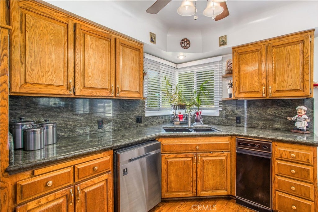 San Bernardino, California, 92404, United States, 3 Bedrooms Bedrooms, ,2 BathroomsBathrooms,Residential,For Sale,1983440