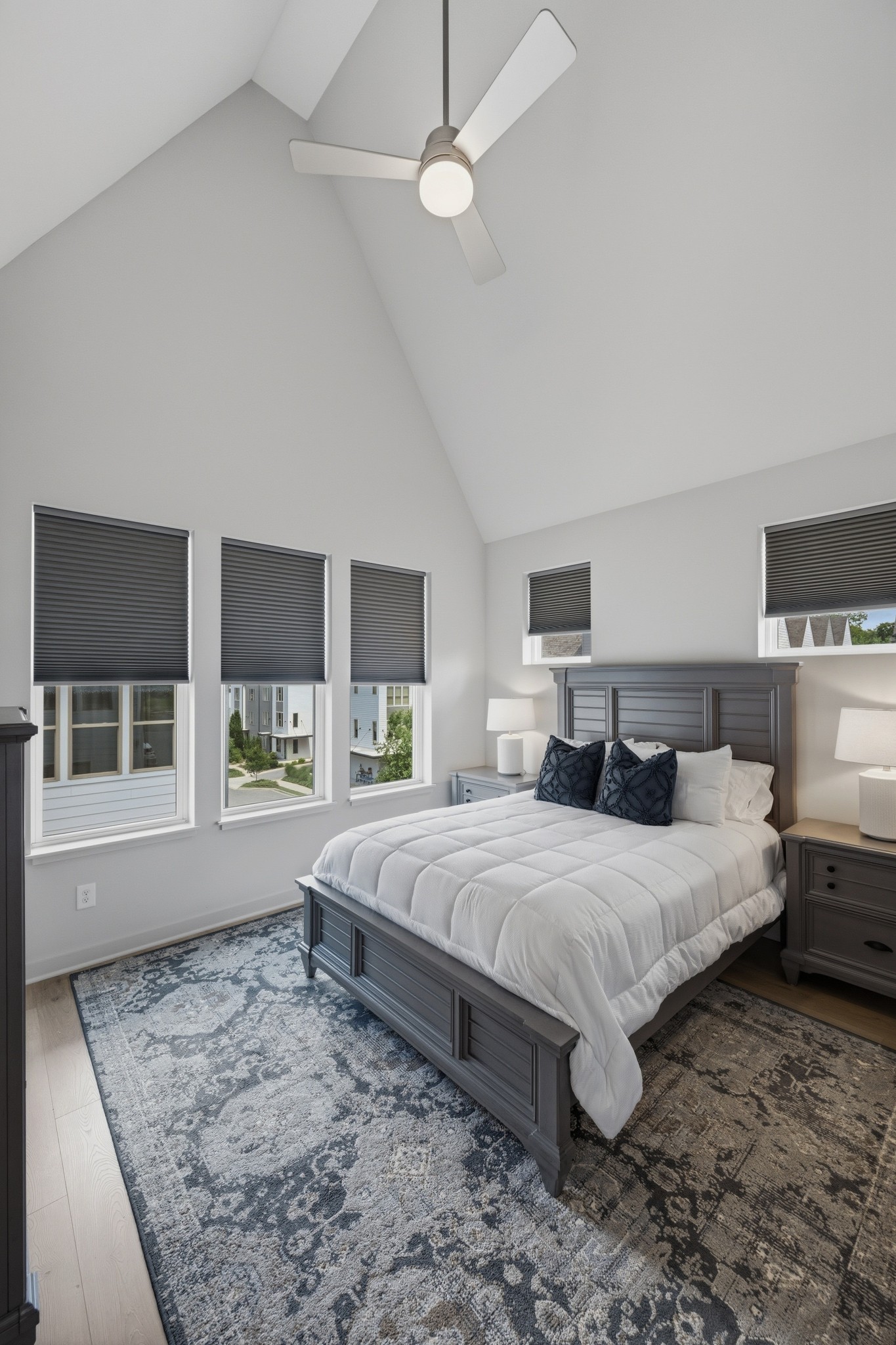  356 E Village Ln, Nashville, TN, 37216 - 物件實景