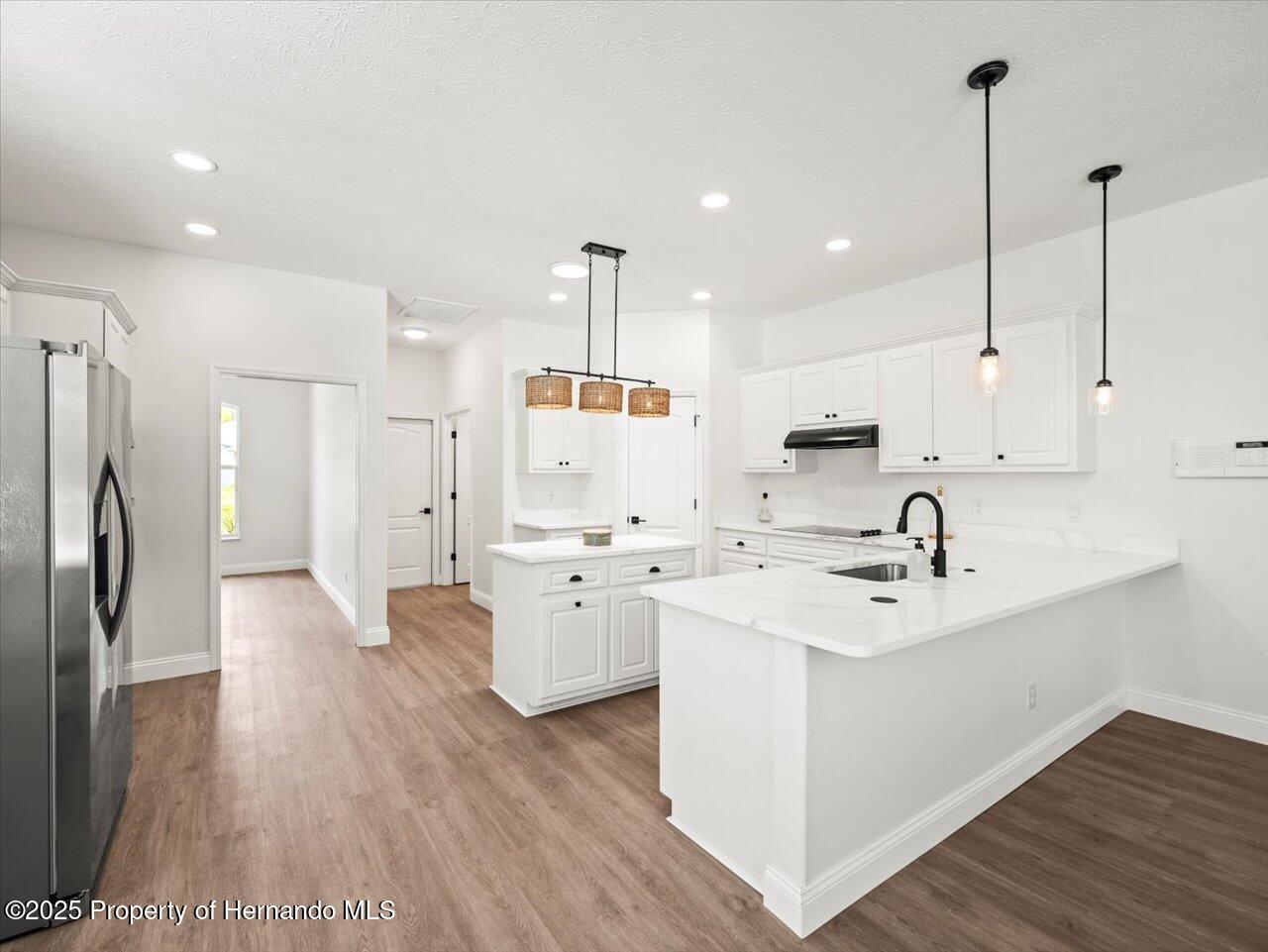 Inverness, Florida, 34453, United States, 4 Bedrooms Bedrooms, ,3 BathroomsBathrooms,Residential,For Sale,1846671