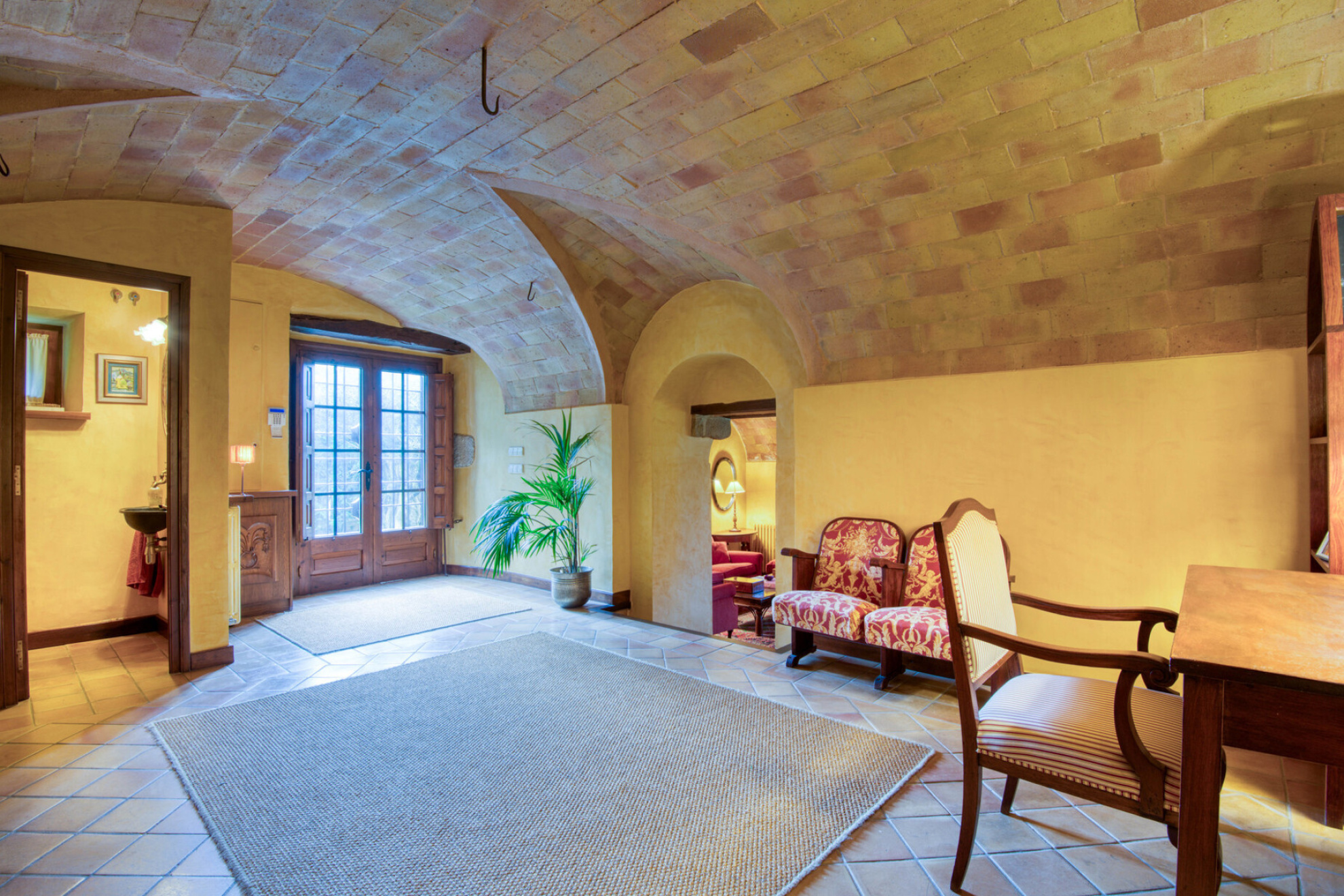  16th century farmhouse restored with charm and modernity in Santa Cristina d