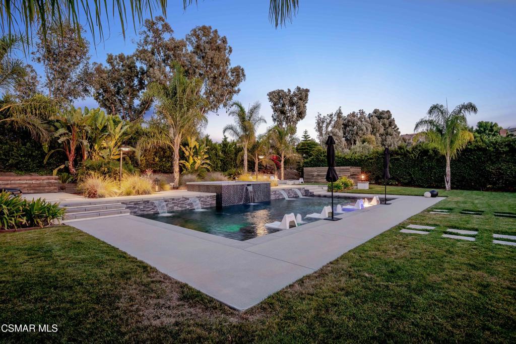 Simi Valley, California, 93065, United States, 4 Bedrooms Bedrooms, ,3 BathroomsBathrooms,Residential,For Sale,1941283