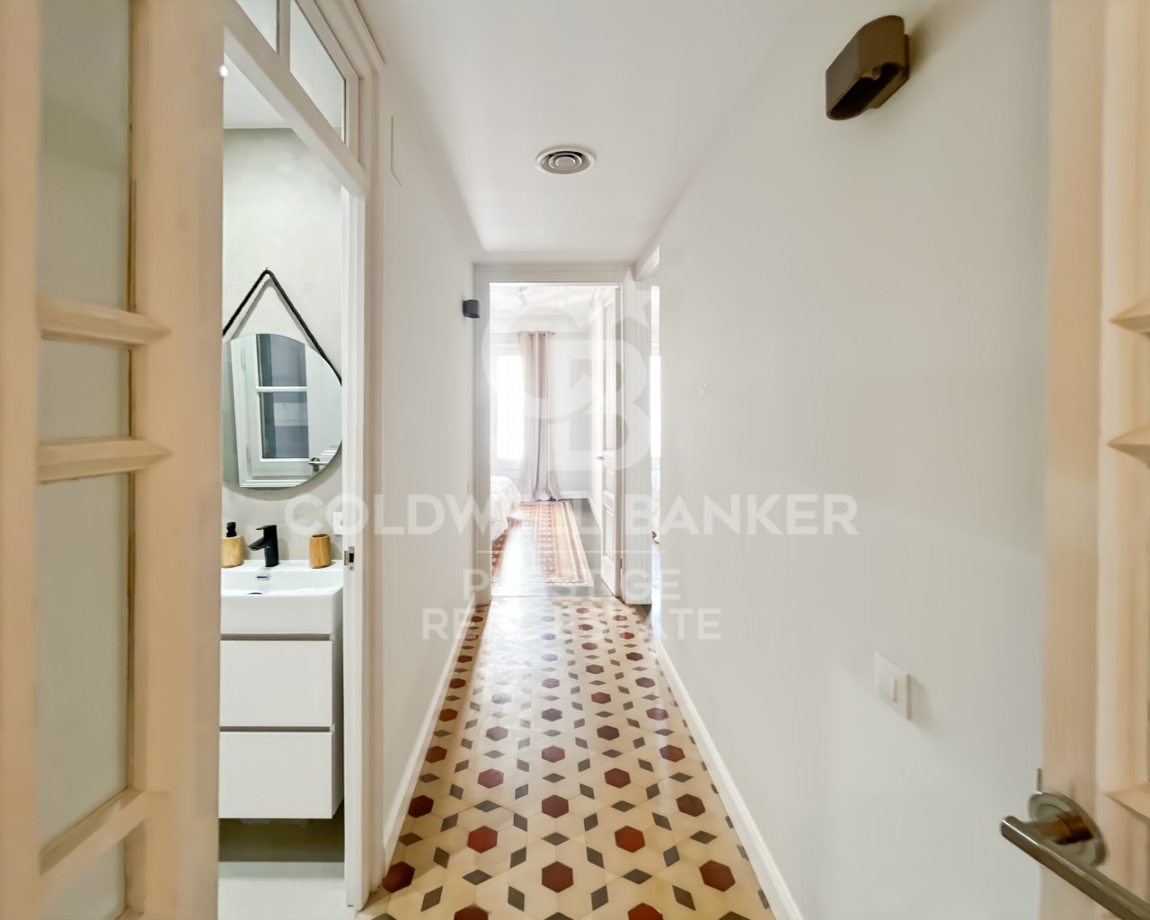 Barcelona, Catalonia, ES, 3 Bedrooms Bedrooms, ,3 BathroomsBathrooms,Residential,For Sale,1900939