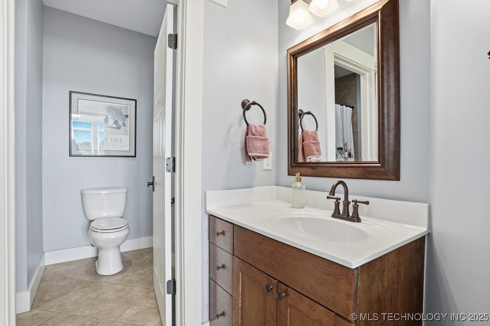 Jenks, Oklahoma, 74037, United States, 5 Bedrooms Bedrooms, ,6 BathroomsBathrooms,Residential,For Sale,1989076