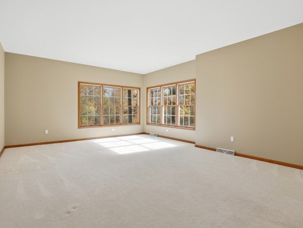 Sayre, Pennsylvania, 18840, United States, 5 Bedrooms Bedrooms, ,4 BathroomsBathrooms,Residential,For Sale,1979429