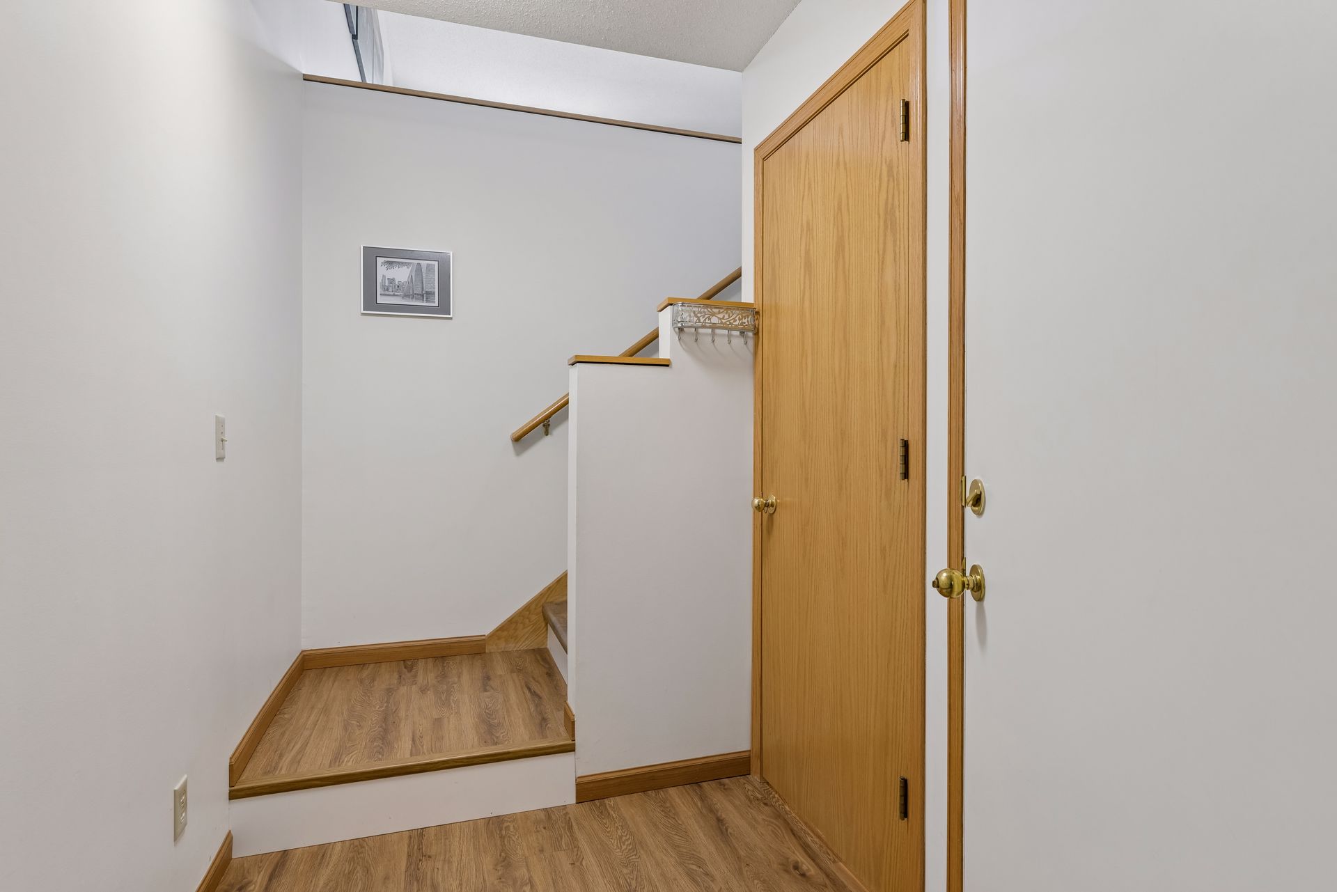  Effortless Townhome Living Near Parks and Dining - 物件實景