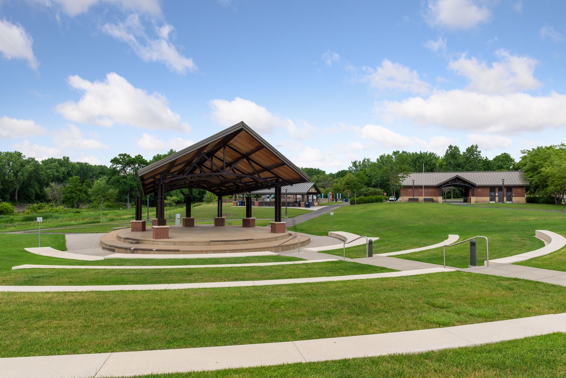  Well-Cared-For Home in the Heart of Shakopee - 物件實景