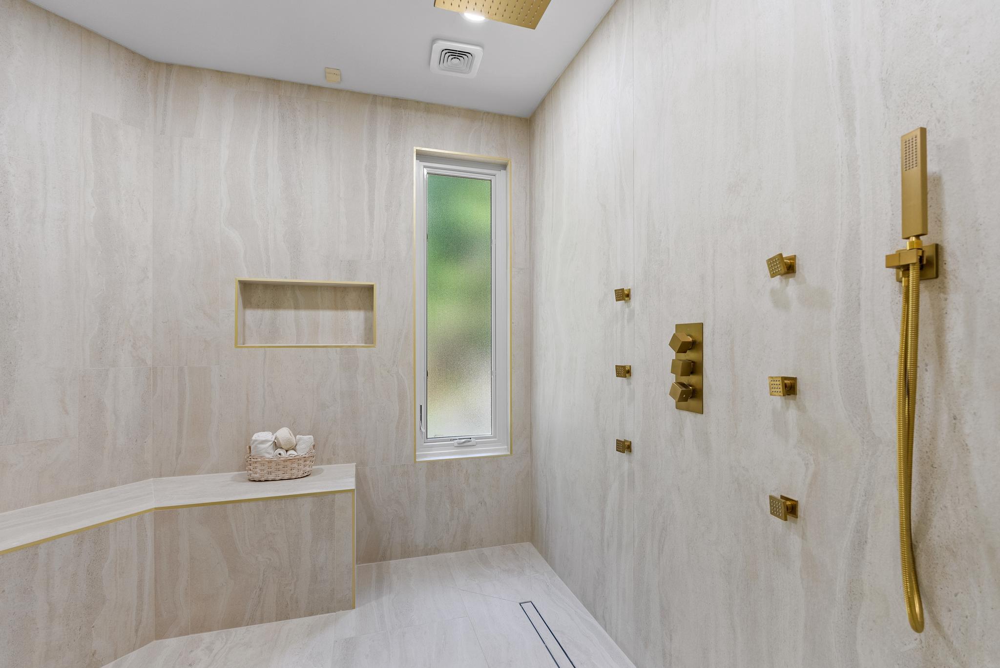  7003 Fawn Trail Court, Bethesda, MD, 20817 - 物件實景