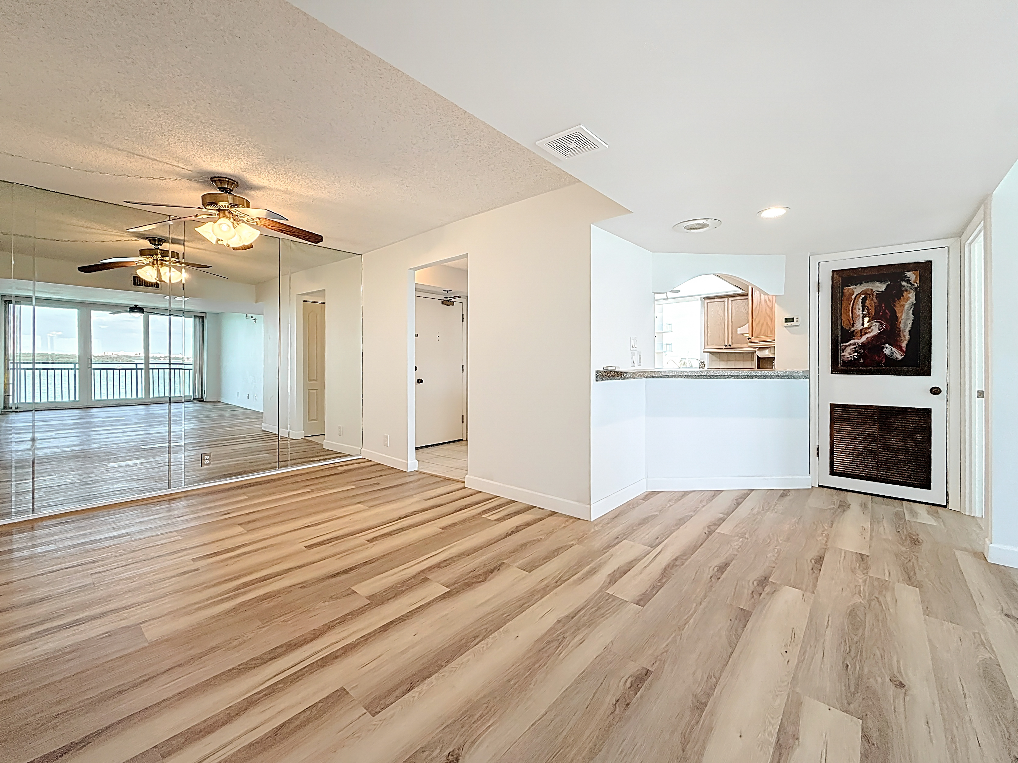 Treasure Island, Florida, 33706, United States, 3 Bedrooms Bedrooms, ,3 BathroomsBathrooms,Residential,For Sale,1983307