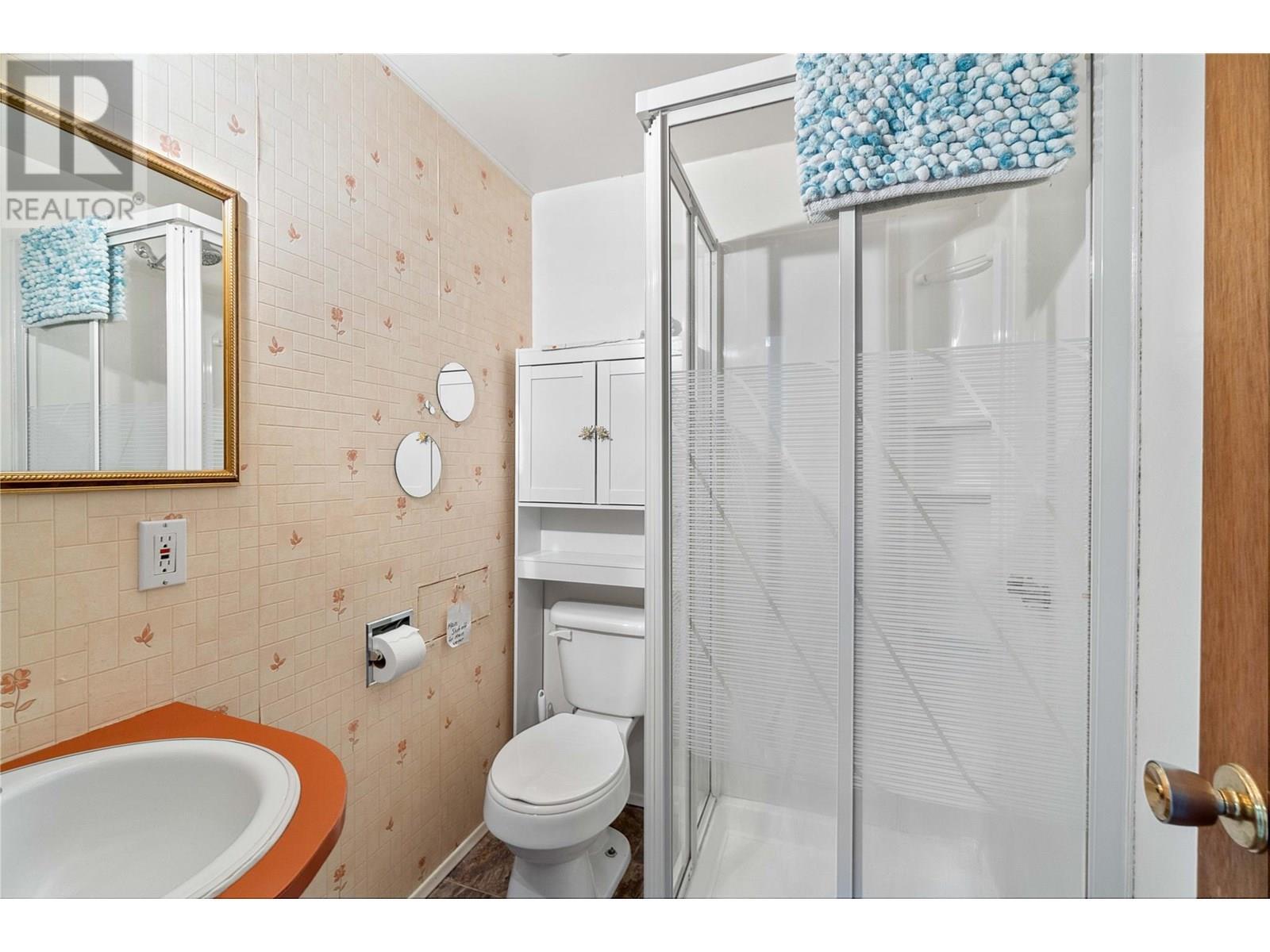 SORRENTO, British Columbia, V0E 2W0, CA, 4 Bedrooms Bedrooms, ,2 BathroomsBathrooms,Residential,For Sale,1837690