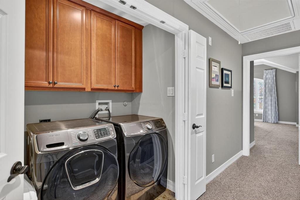 Dallas, Texas, 75219, United States, 2 Bedrooms Bedrooms, ,3 BathroomsBathrooms,Residential,For Sale,1996235