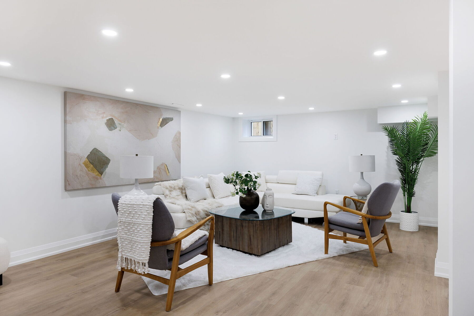  Custom Built Home - 物件實景