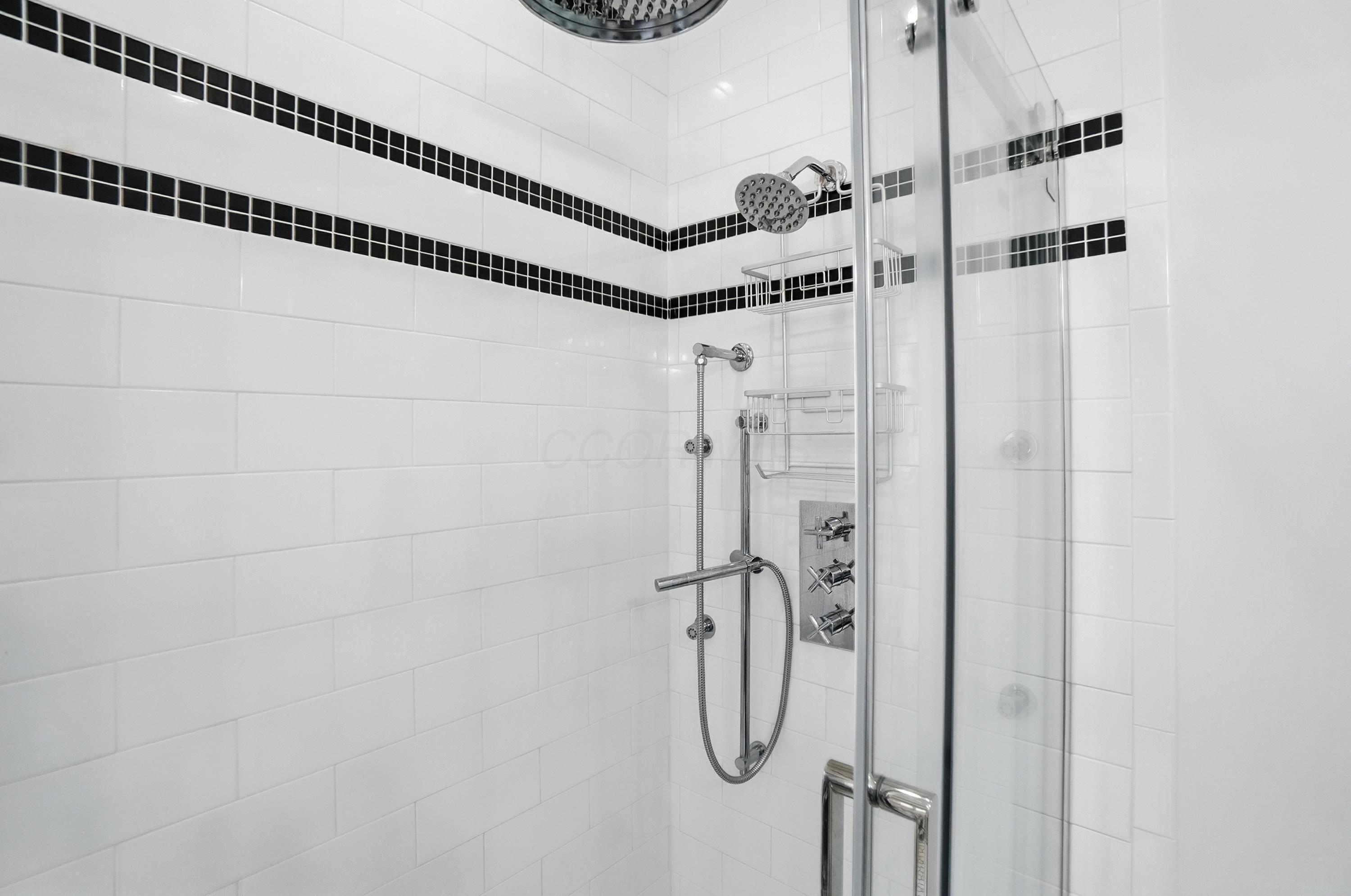 Columbus, Ohio, 43201, United States, 3 Bedrooms Bedrooms, ,4 BathroomsBathrooms,Residential,For Sale,1903753