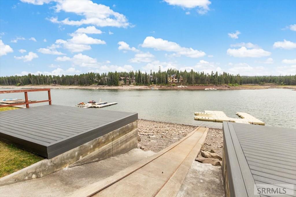 ISLAND PARK, Idaho, 83429, United States, 5 Bedrooms Bedrooms, ,5 BathroomsBathrooms,Residential,For Sale,1980298