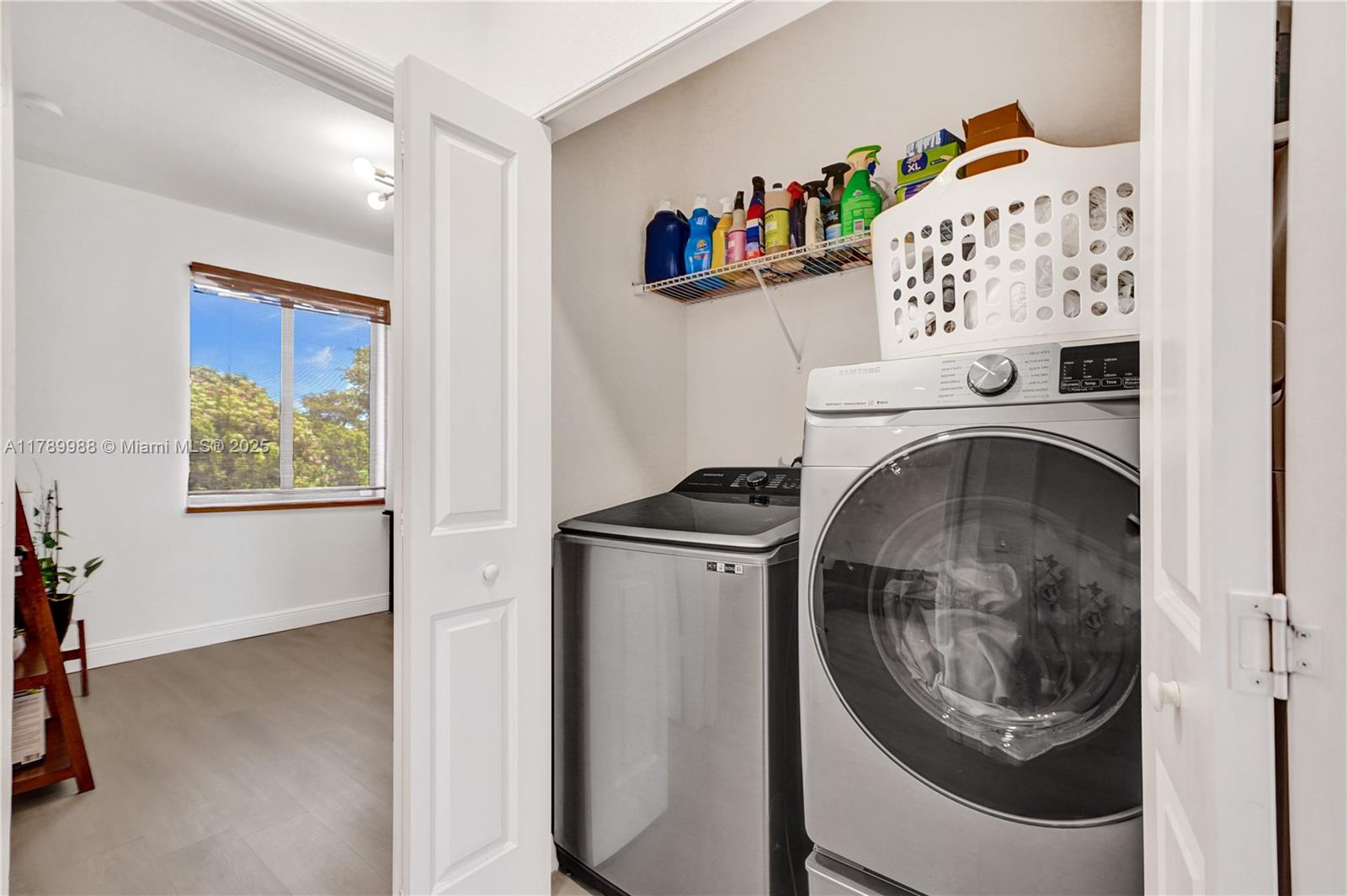 Miami, Florida, 33179, United States, 3 Bedrooms Bedrooms, ,3 BathroomsBathrooms,Residential,For Sale,1784236