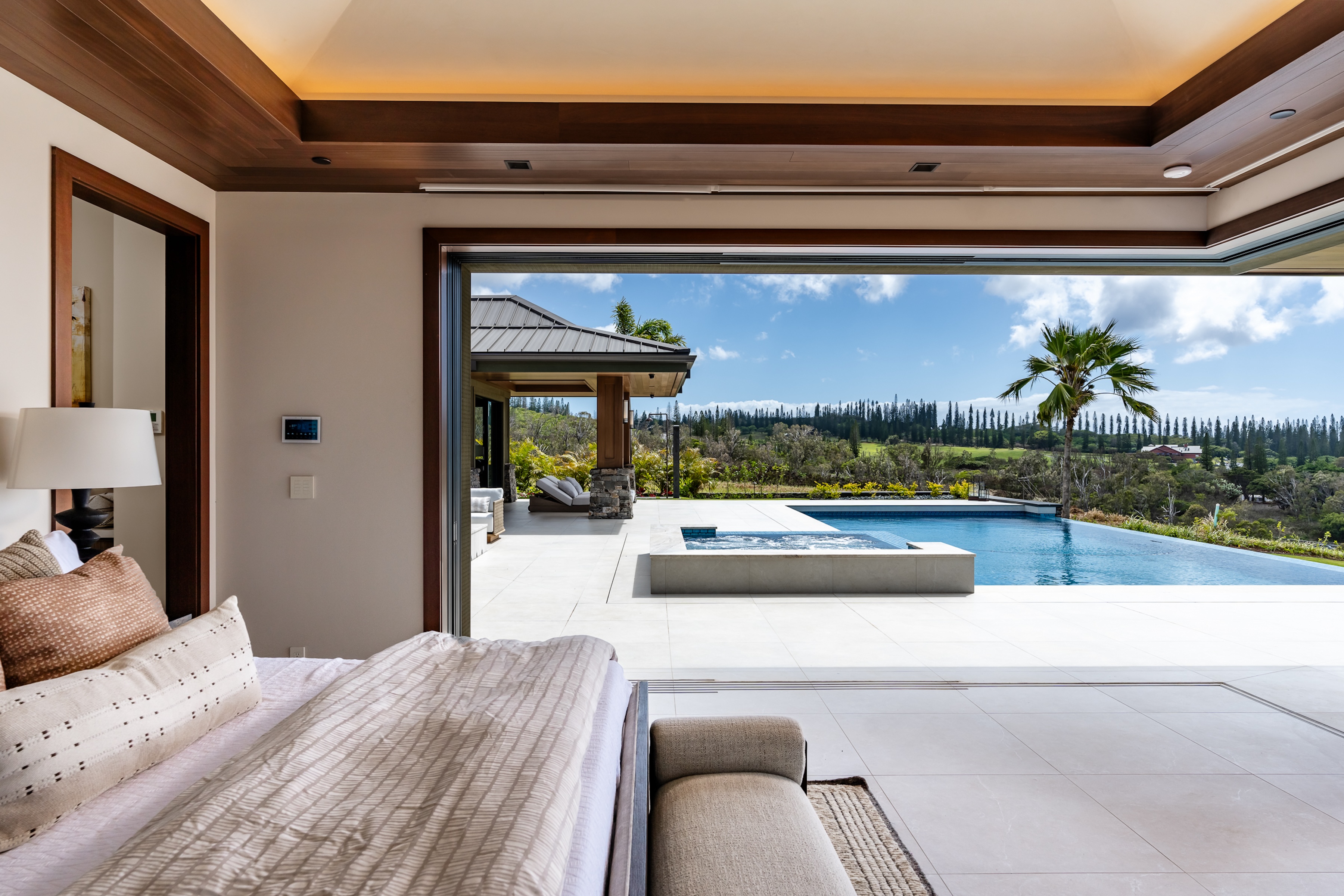  Move-In Ready Luxury: A Masterpiece in Kapalua
