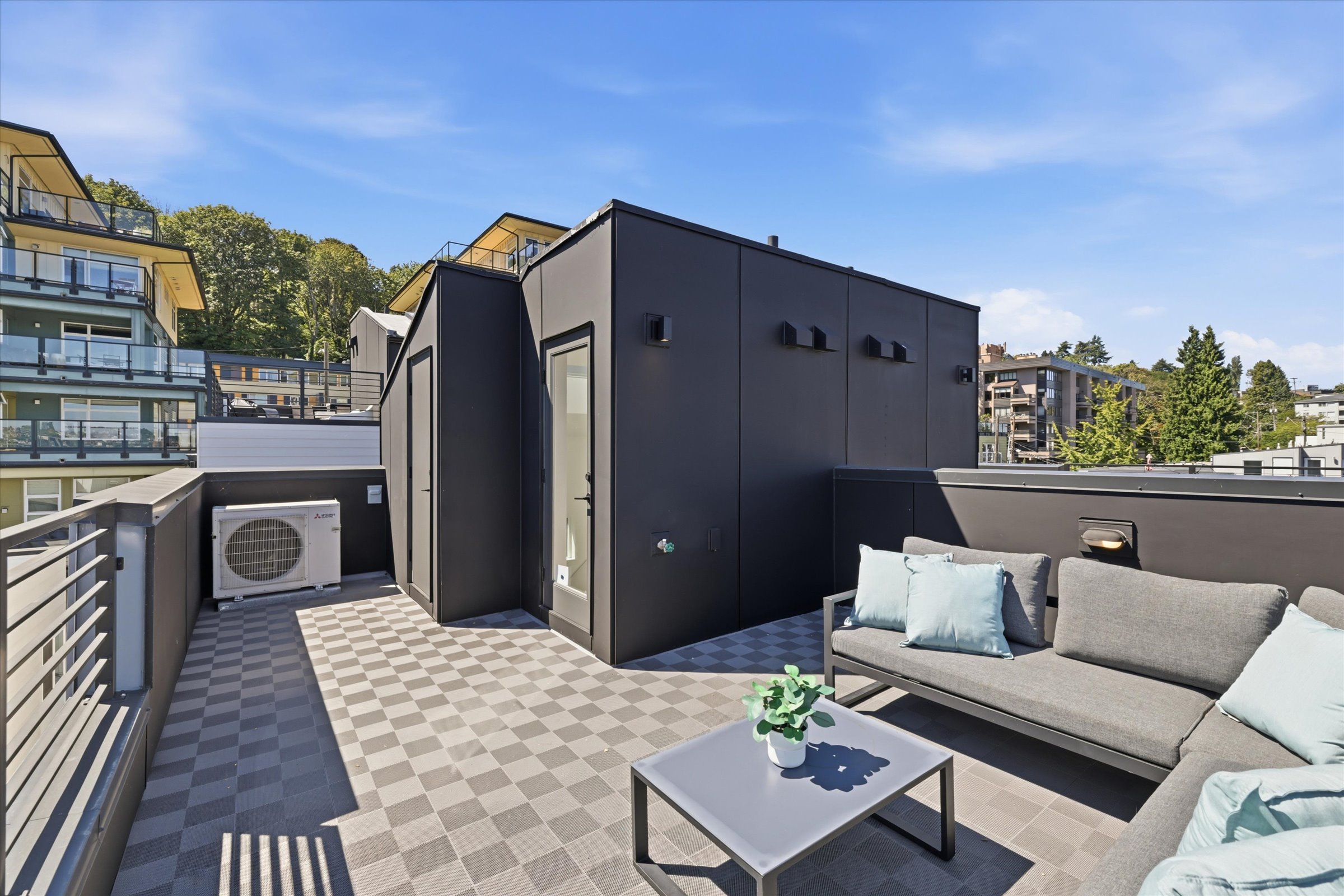  2011 Dexter Ave N Unit #A, Seattle, WA 98109 - 物件實景