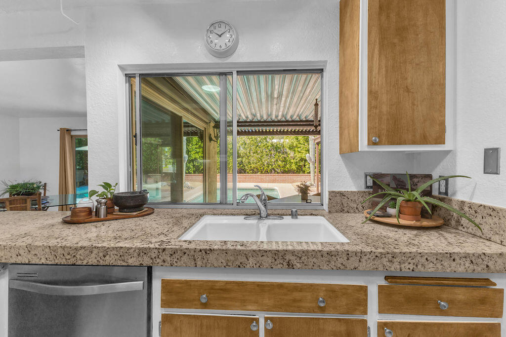 Rancho Mirage, California, 92270, United States, 3 Bedrooms Bedrooms, ,1 BathroomBathrooms,Residential,For Sale,1960509