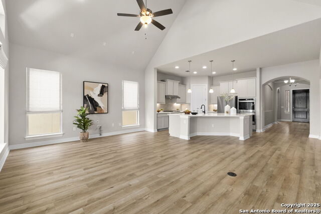 San Antonio, Texas, 78260, United States, 4 Bedrooms Bedrooms, ,4 BathroomsBathrooms,Residential,For Sale,1994565