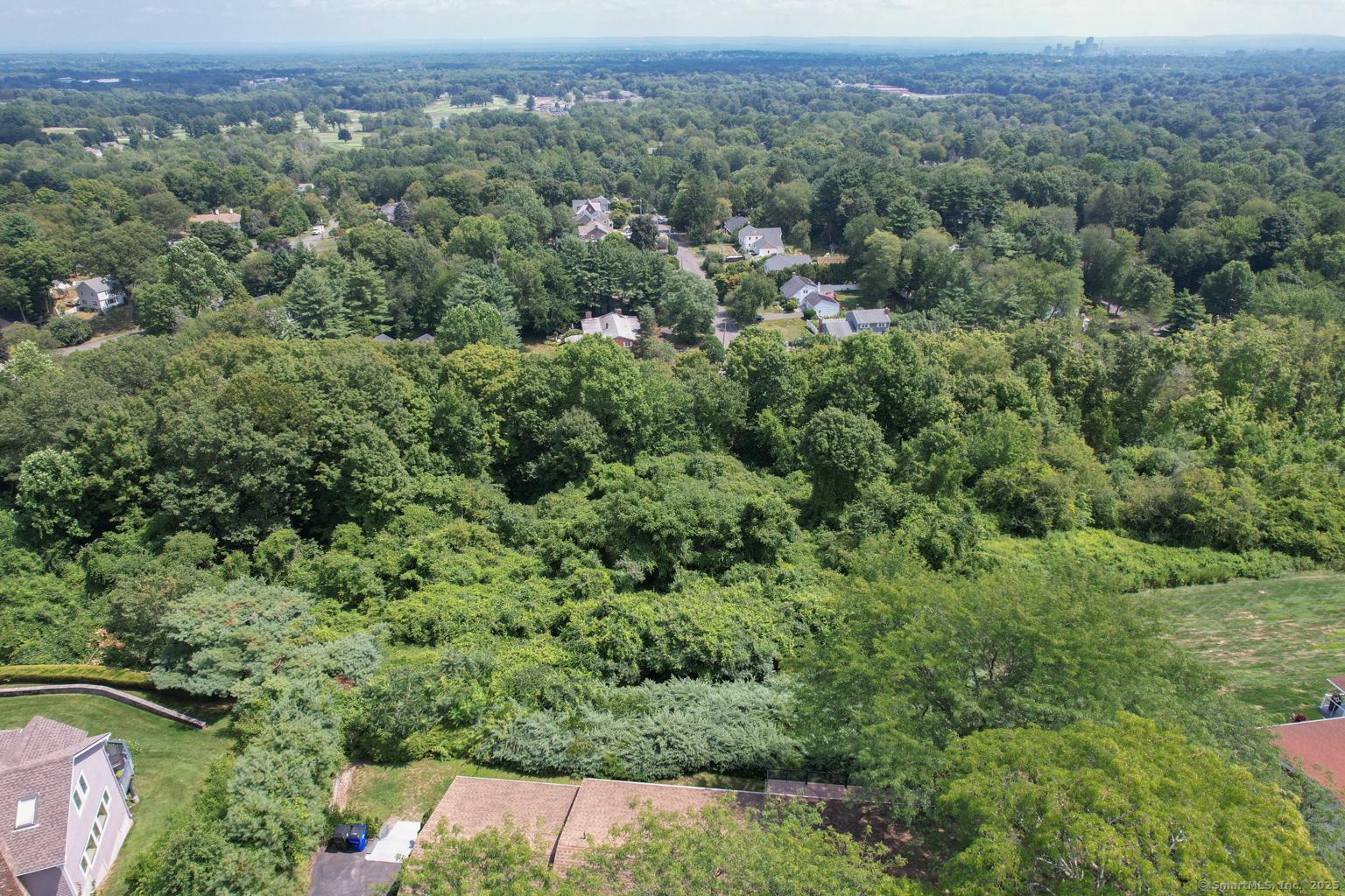 West Hartford, Connecticut, 06117, United States, 4 Bedrooms Bedrooms, ,3 BathroomsBathrooms,Residential,For Sale,1914164