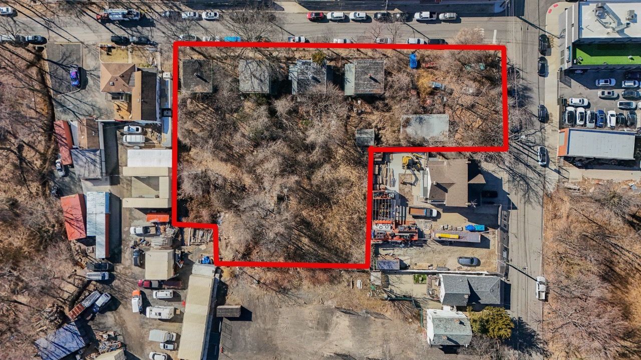 Staten Island, New York, 10309, United States, 2 Bedrooms Bedrooms, ,1 BathroomBathrooms,Residential,For Sale,2001555