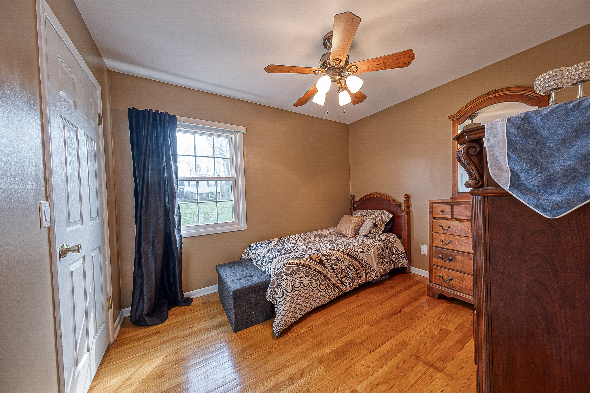  114 Truman Drive - 物件實景