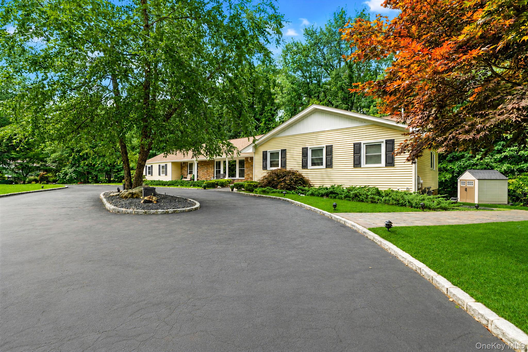  10 Williamsburg Drive, Northport, NY, 11768 - 物件實景