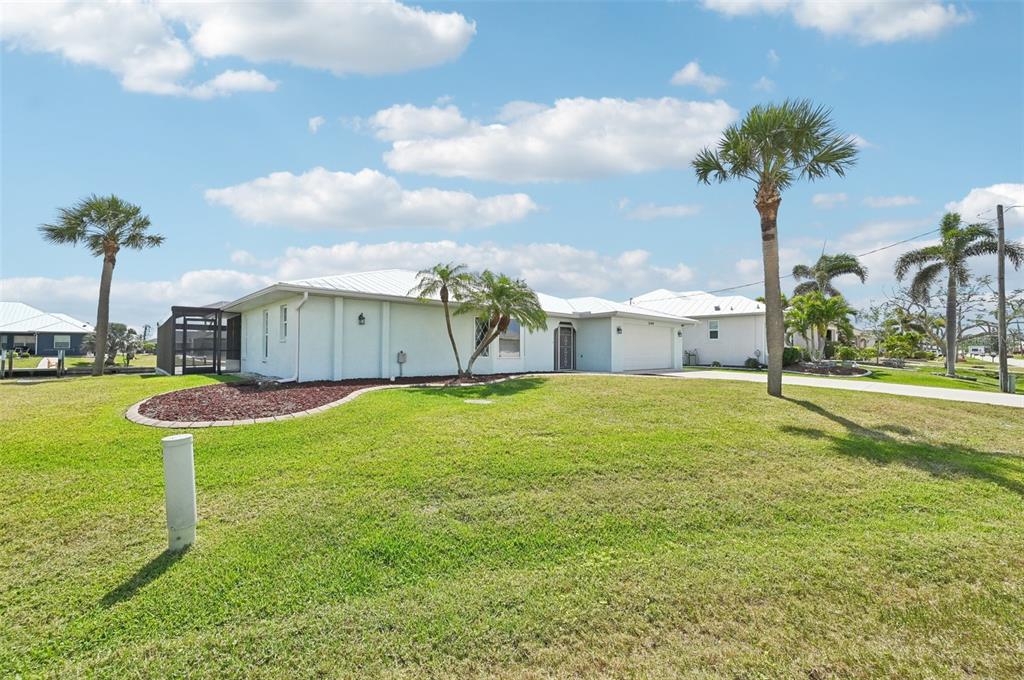 Port Charlotte, Florida, 33981, United States, 2 Bedrooms Bedrooms, ,2 BathroomsBathrooms,Residential,For Sale,1759971