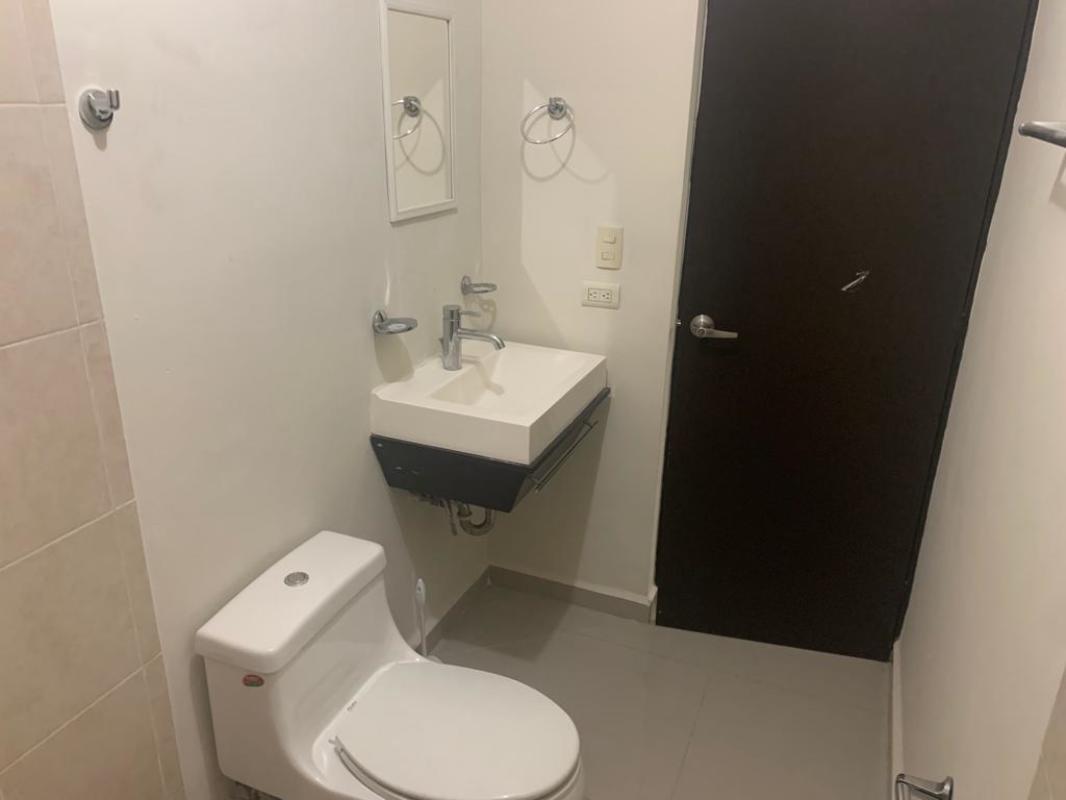 Ave C?ntrika principal, Monterrey, Nuevo León, 64000, Mexico, 2 Bedrooms Bedrooms, ,2 BathroomsBathrooms,Residential,For Sale,Ave C?ntrika principal,1441372