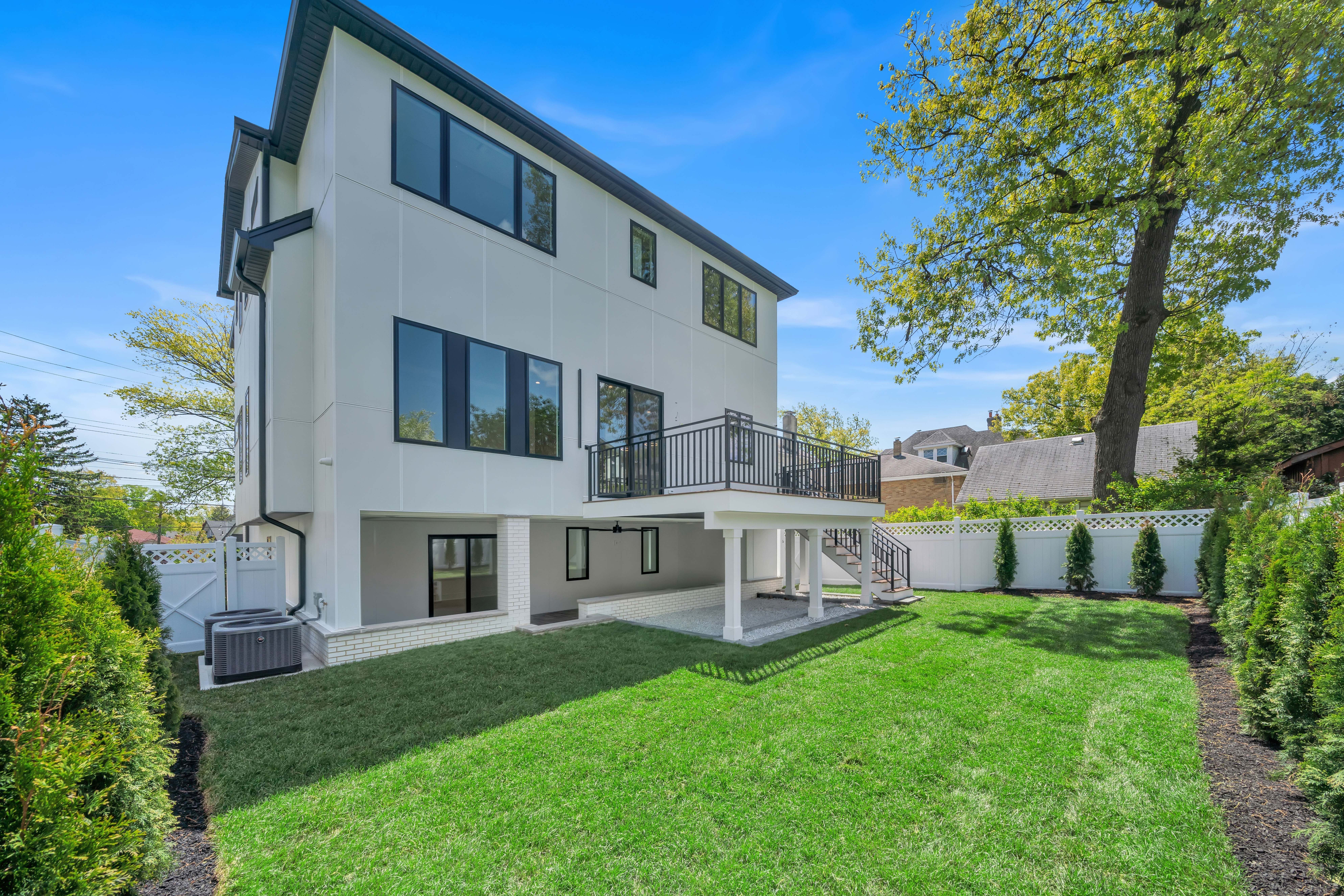  1077 Abbott Boulevard, Fort Lee, NJ 07024 - 物件實景