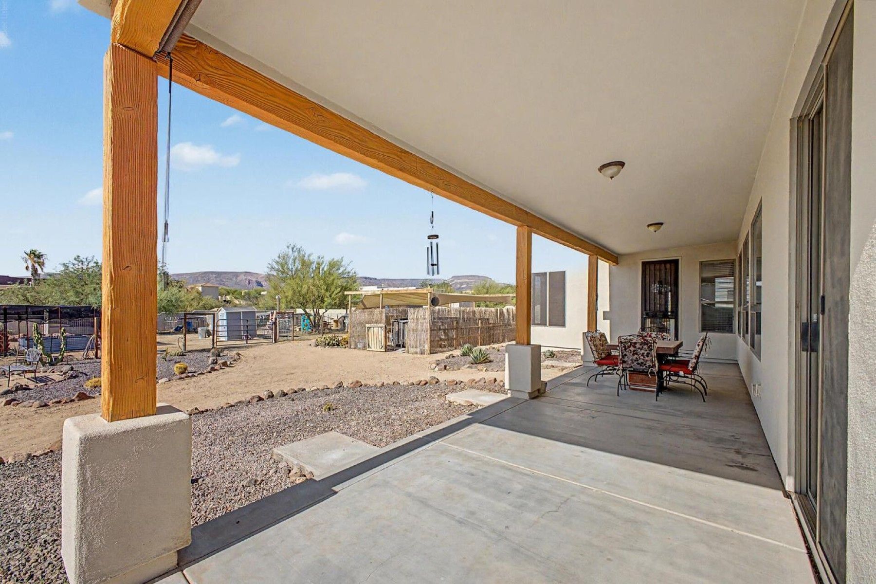  1120 E Circle Mountain Road  New River, AZ - 物件實景