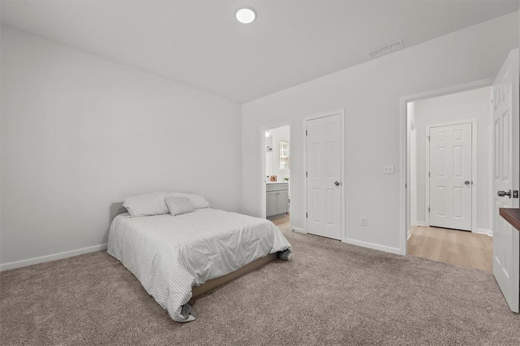 Hampton, Georgia, 30228, United States, 5 Bedrooms Bedrooms, ,4 BathroomsBathrooms,Residential,For Sale,1956814