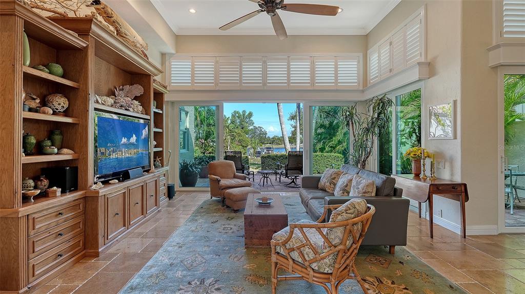 Longboat Key, Florida, 34228, United States, 3 Bedrooms Bedrooms, ,4 BathroomsBathrooms,Residential,For Sale,1986320