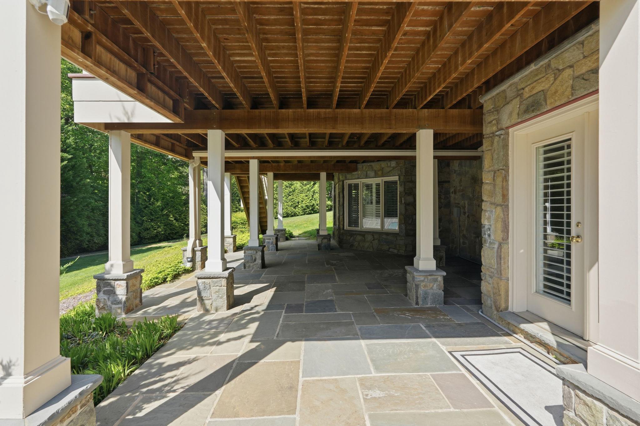  7818 Crownhurst Court, Mclean, VA, 22102 - 物件實景