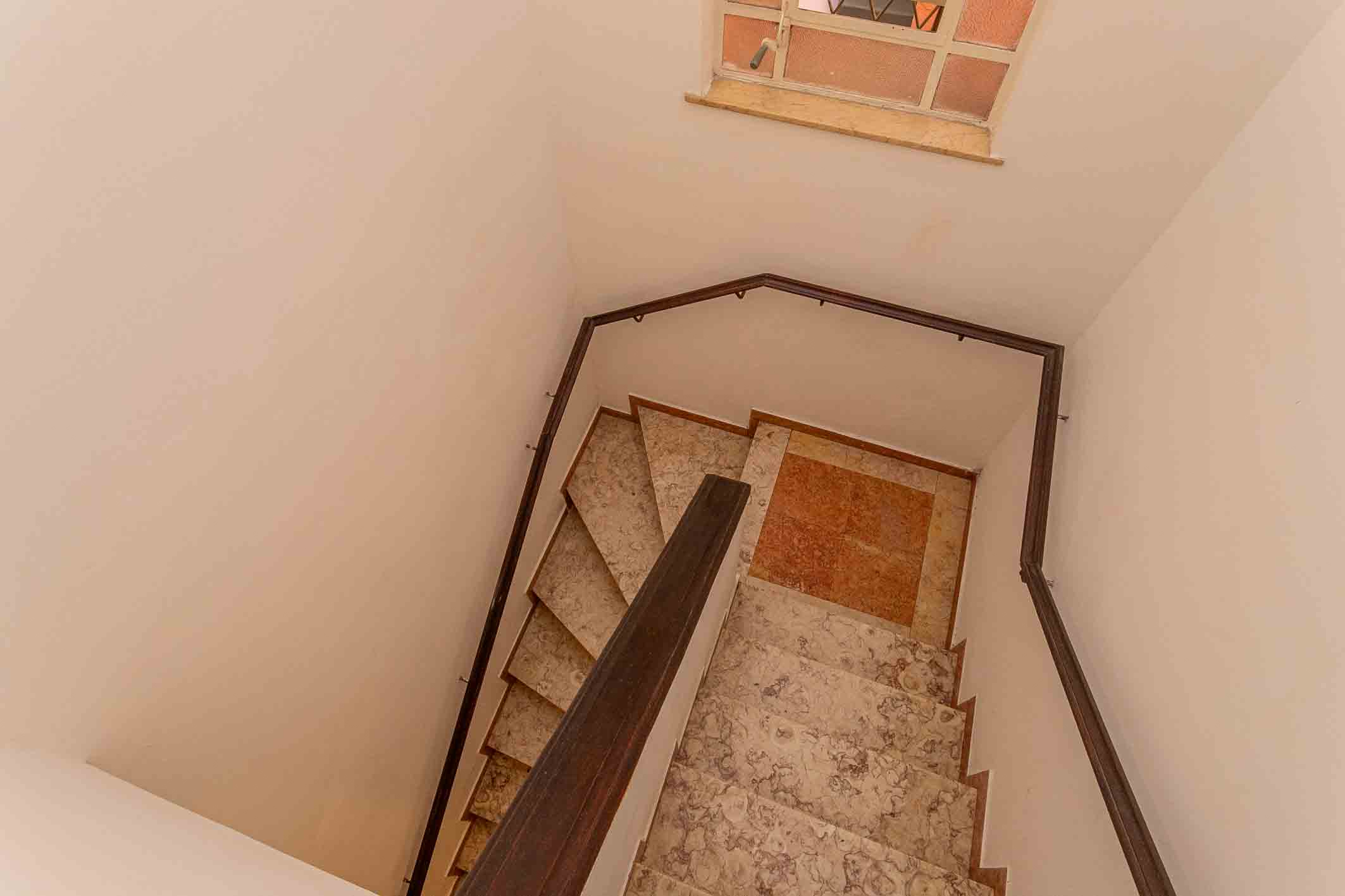  Residence on a quiet street with expansion potential - 物件實景