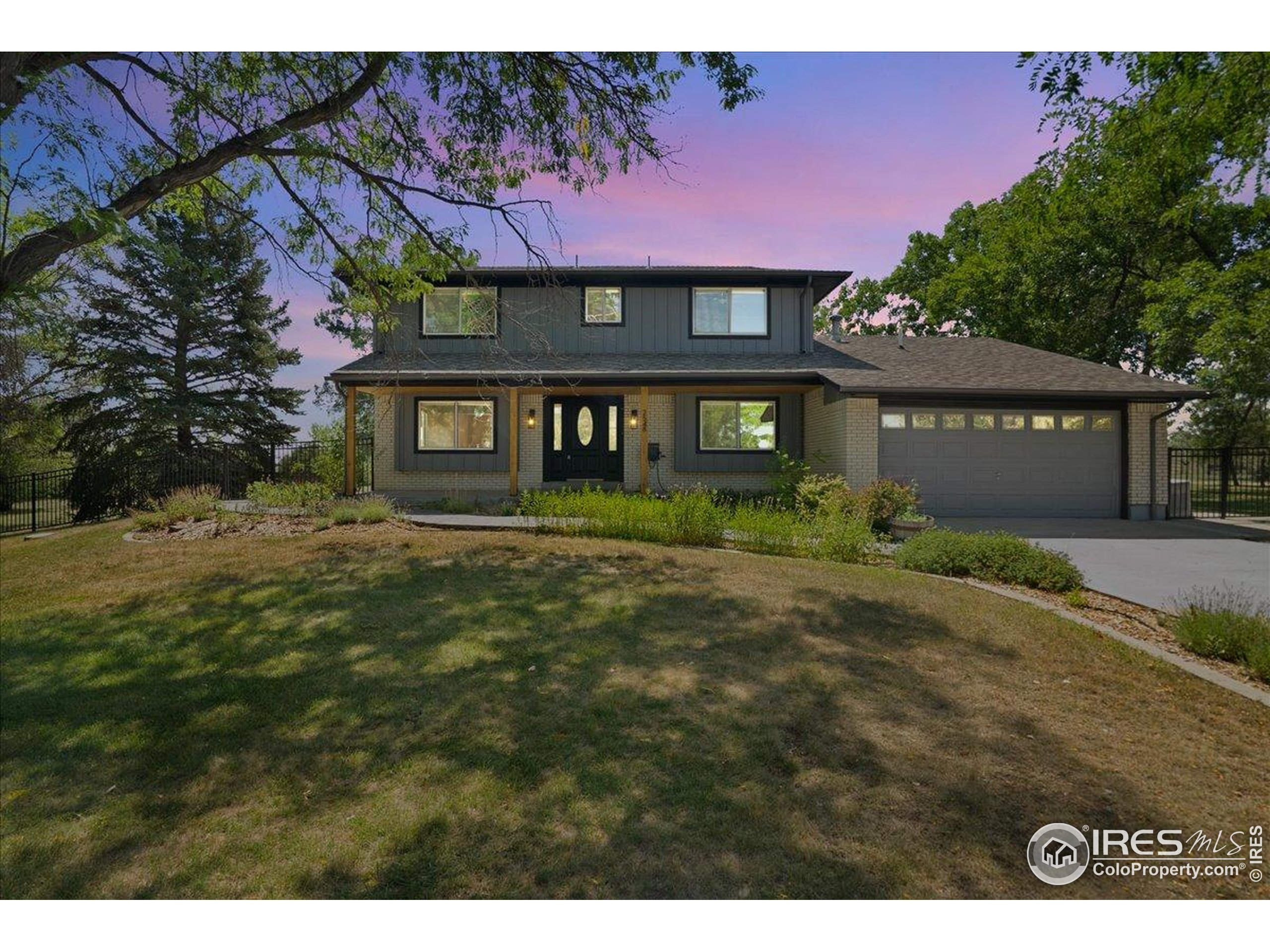 Longmont, Colorado, 80504, United States, 5 Bedrooms Bedrooms, ,1 BathroomBathrooms,Residential,For Sale,1933238